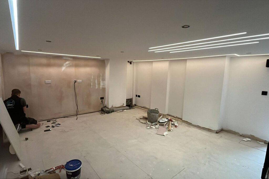 Renovation of a modern interior space